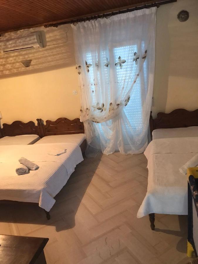 Angela - Zoi Rooms Скиатос Экстерьер фото