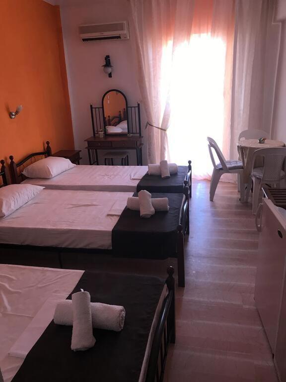 Angela - Zoi Rooms Скиатос Экстерьер фото