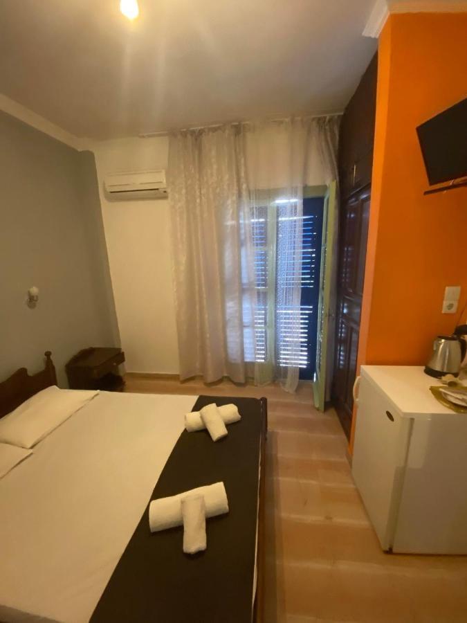 Angela - Zoi Rooms Скиатос Экстерьер фото
