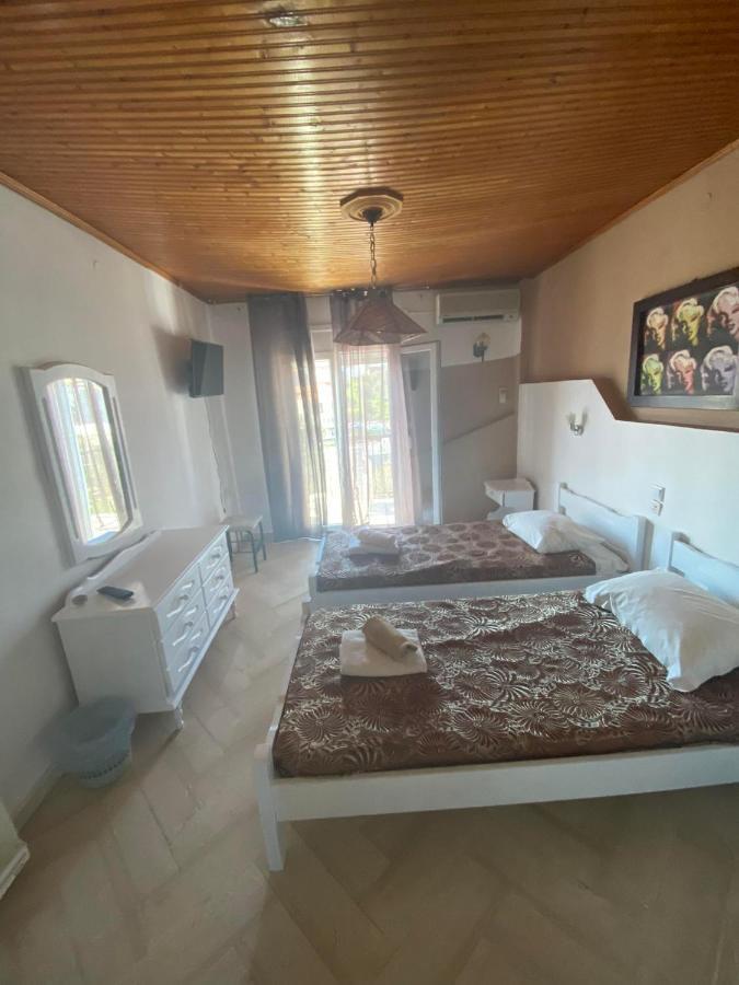 Angela - Zoi Rooms Скиатос Экстерьер фото
