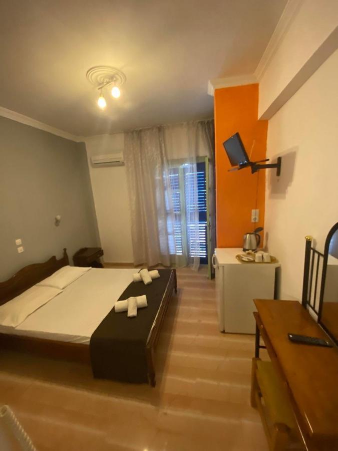 Angela - Zoi Rooms Скиатос Экстерьер фото